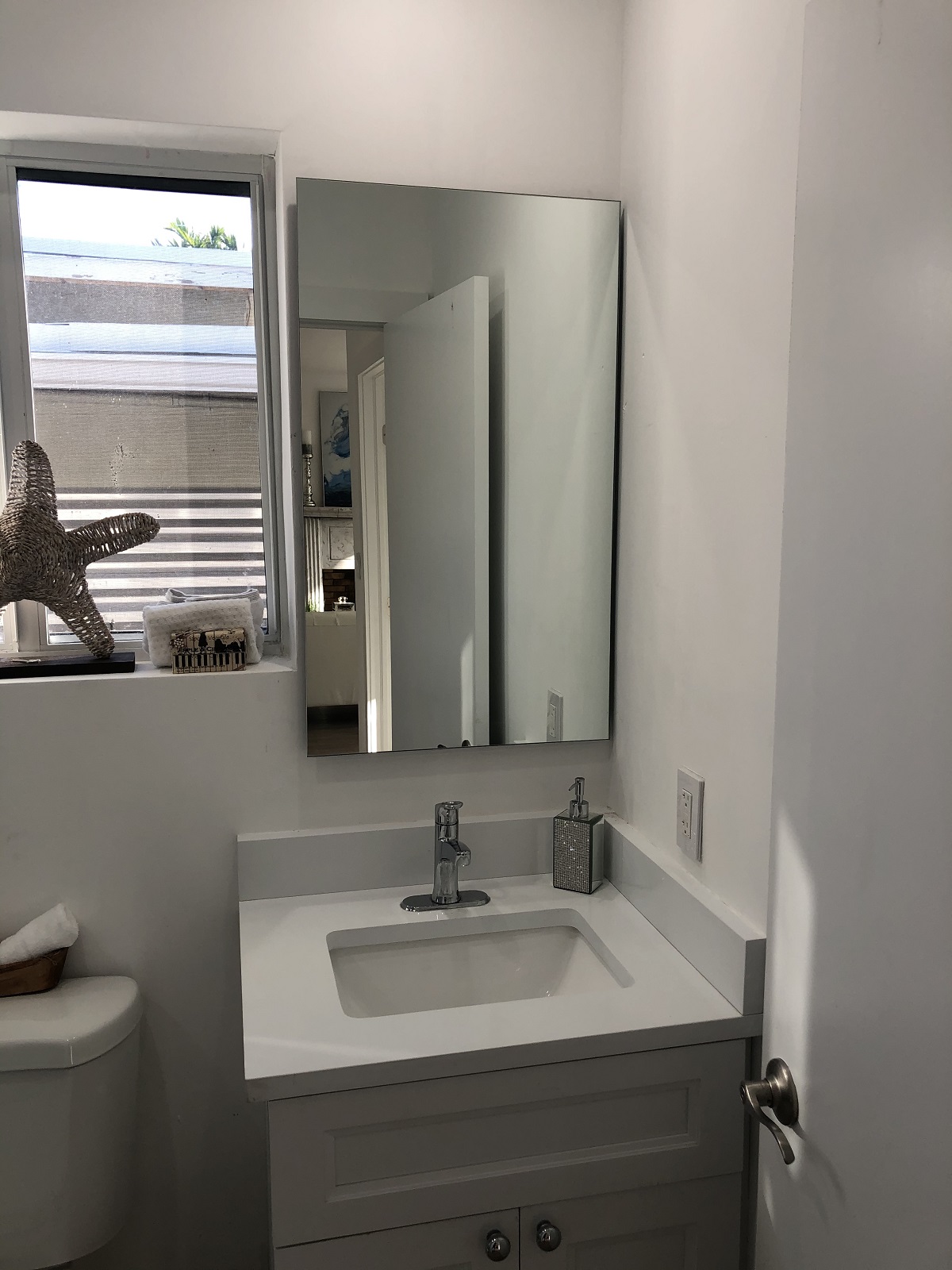 Bathroom glass and mirror installation Miami Broward County